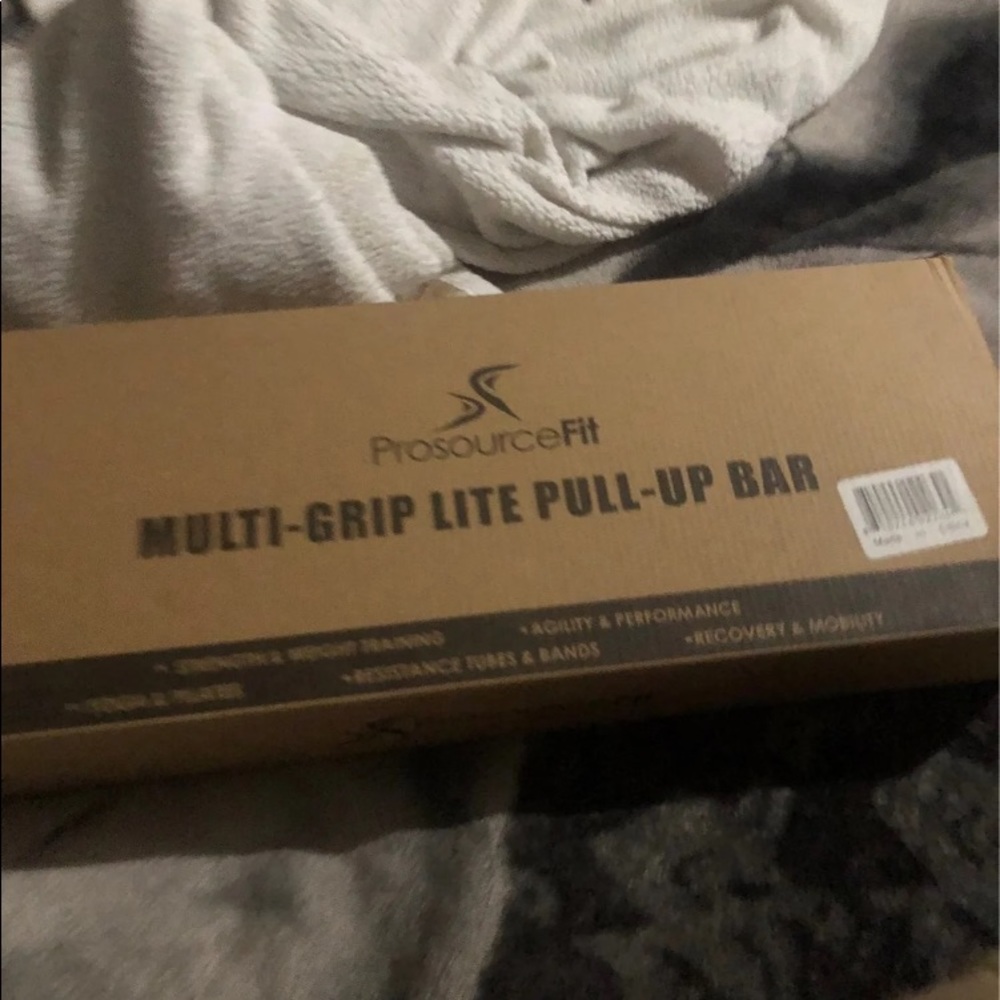 Pull up bar